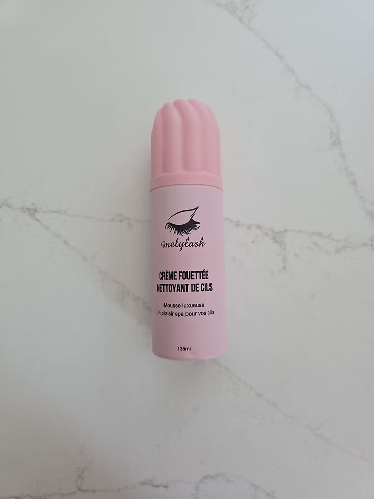 Nettoyant cils crème fouetté
